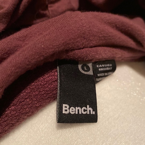 Bench hoodie - Picture 3 of 3